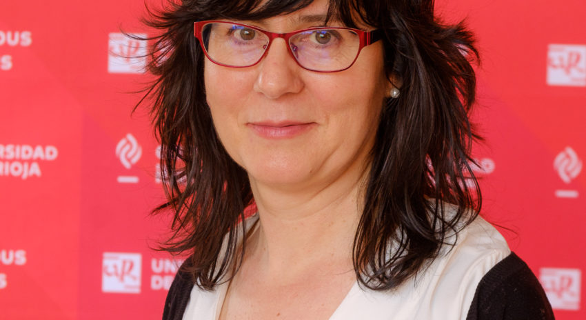 María Jesús Hernáez, Universidad de La Rioja